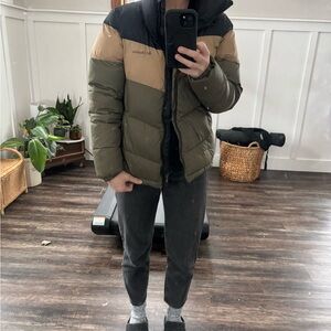 Columbia Men's Black, Tan, and Green Puffer Jacket